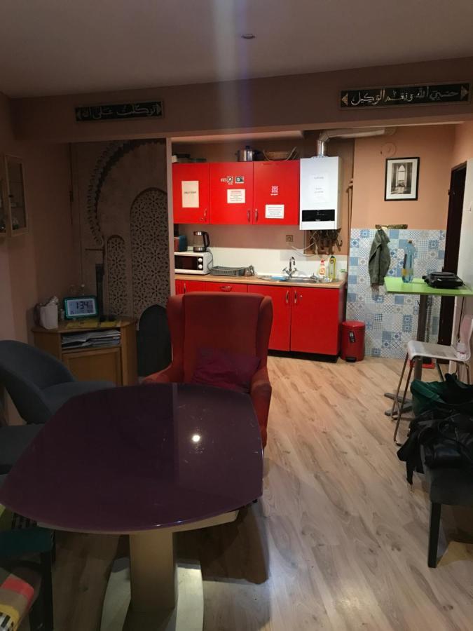 Backpacker Hostel Prag Eksteriør billede